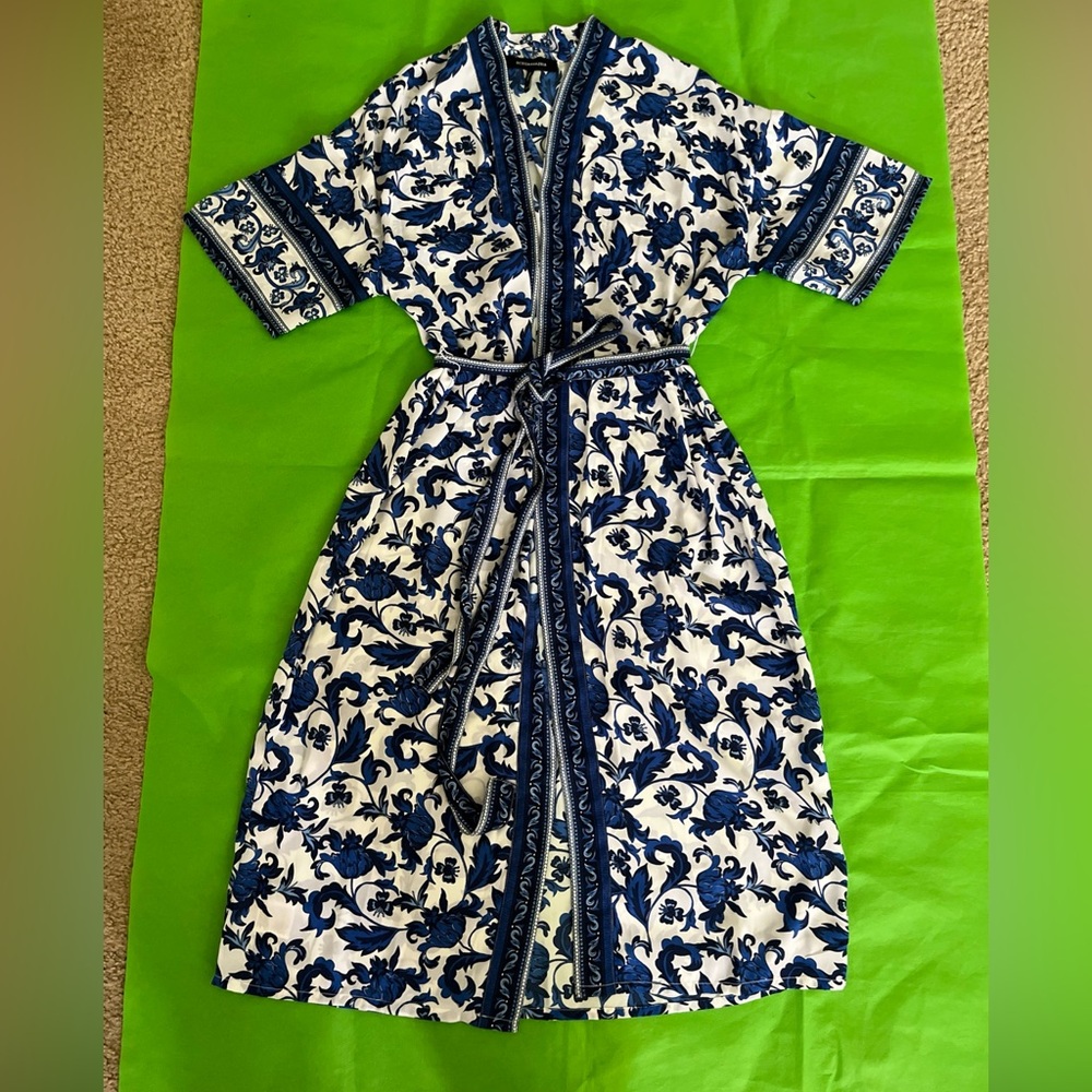 BCBG maxazria dress kimono style boho small